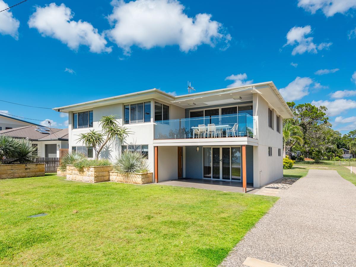 Nrma Woodgate Beach Holiday Park Hotel Exterior photo